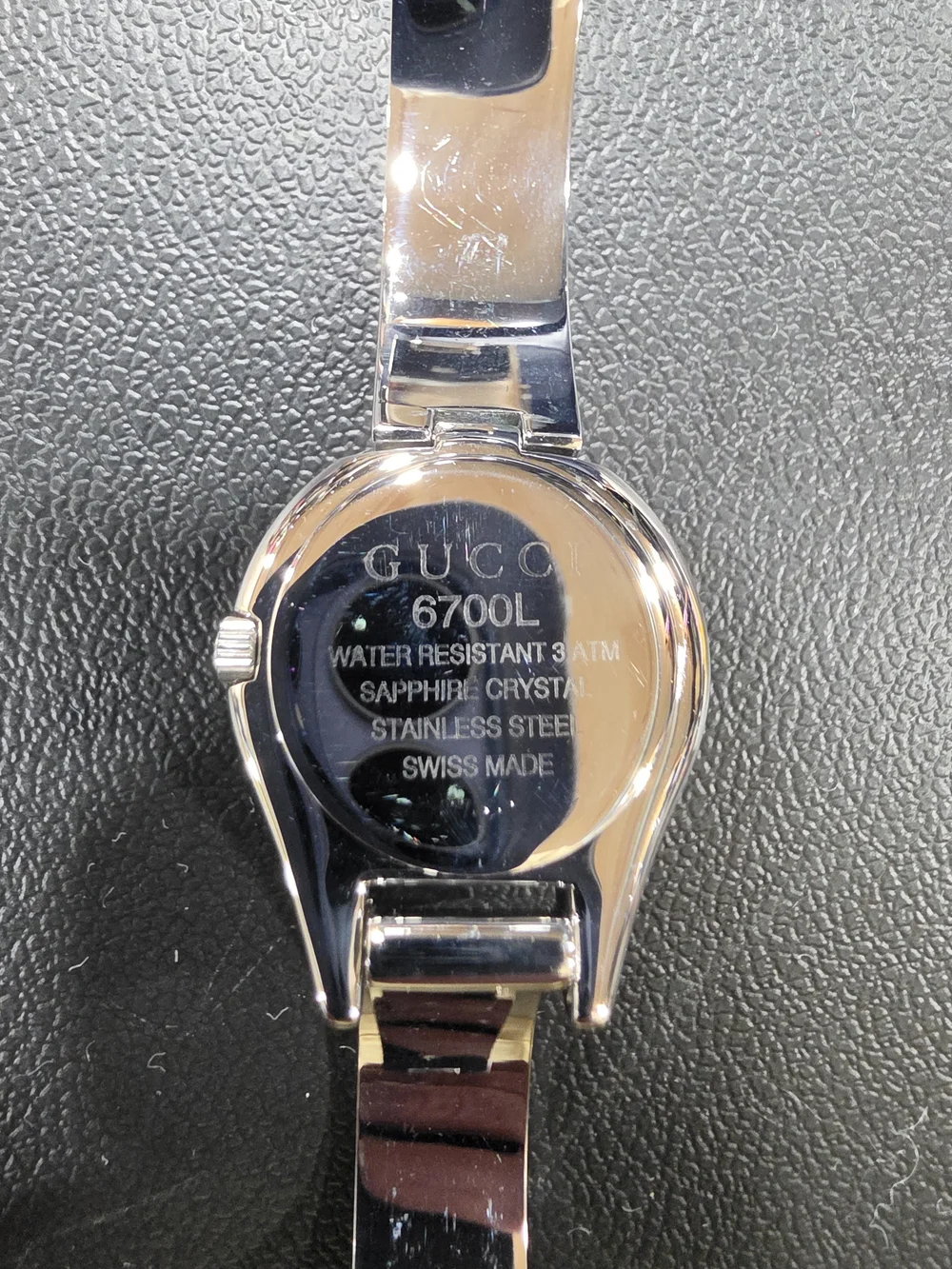 Gucci 6700L Women's Stainless Steel Mirror Bangle Watch EUC